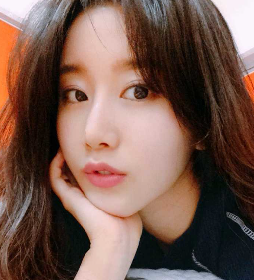 来台湾留学的韩国情侣私生活被泄露 真是人前女神人后