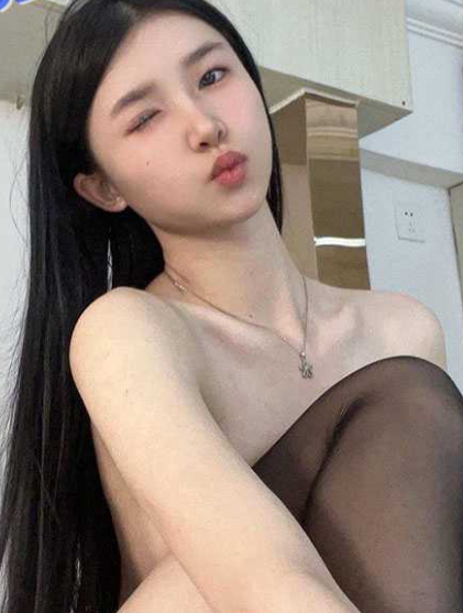 极品网红桃夭夭的性感丝袜